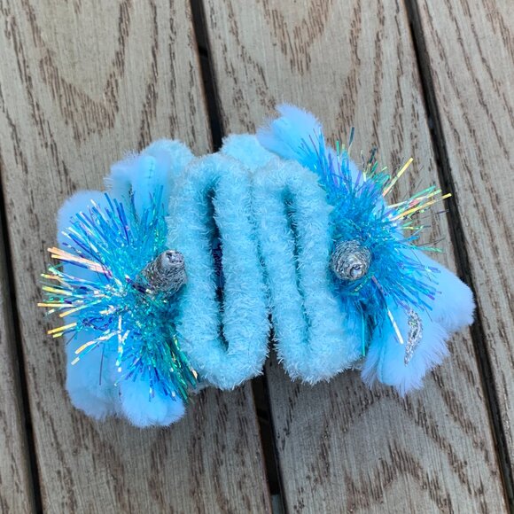 Justice Fuzzy Fingerless Faux Fur Mittens with Unicorn Covering NWT - Picture 2 of 13